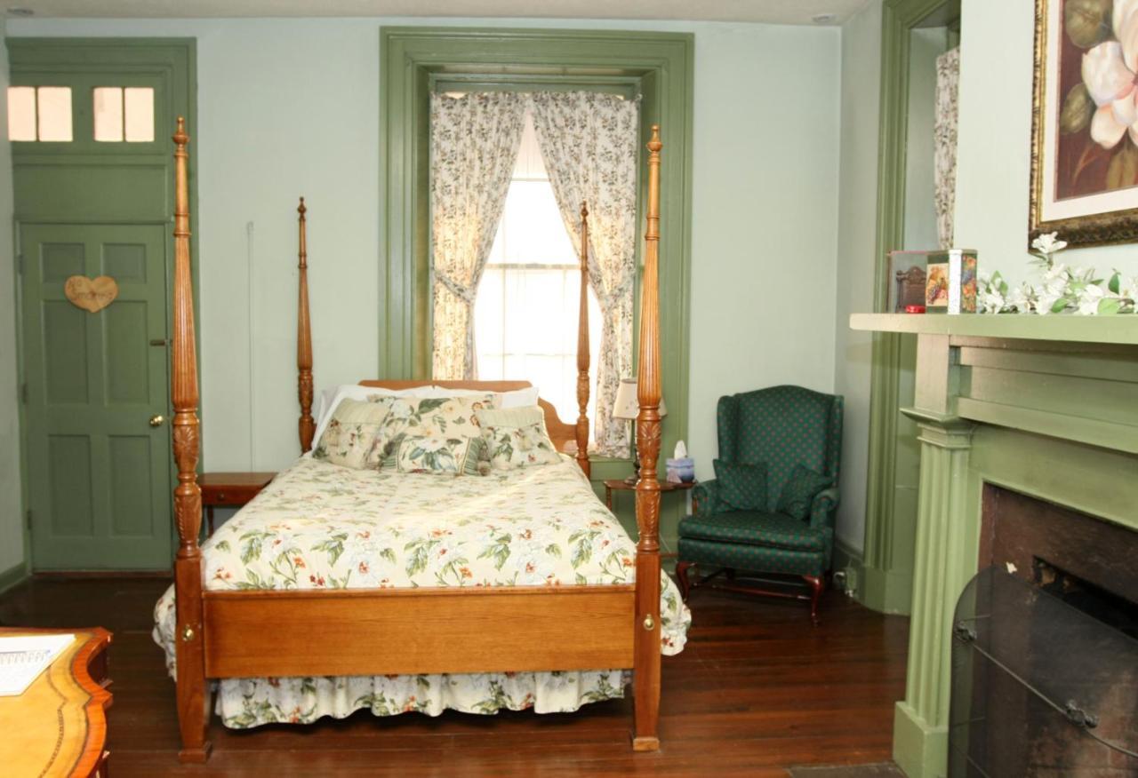 The Lafayette Inn & Restaurant Stanardsville Bagian luar foto