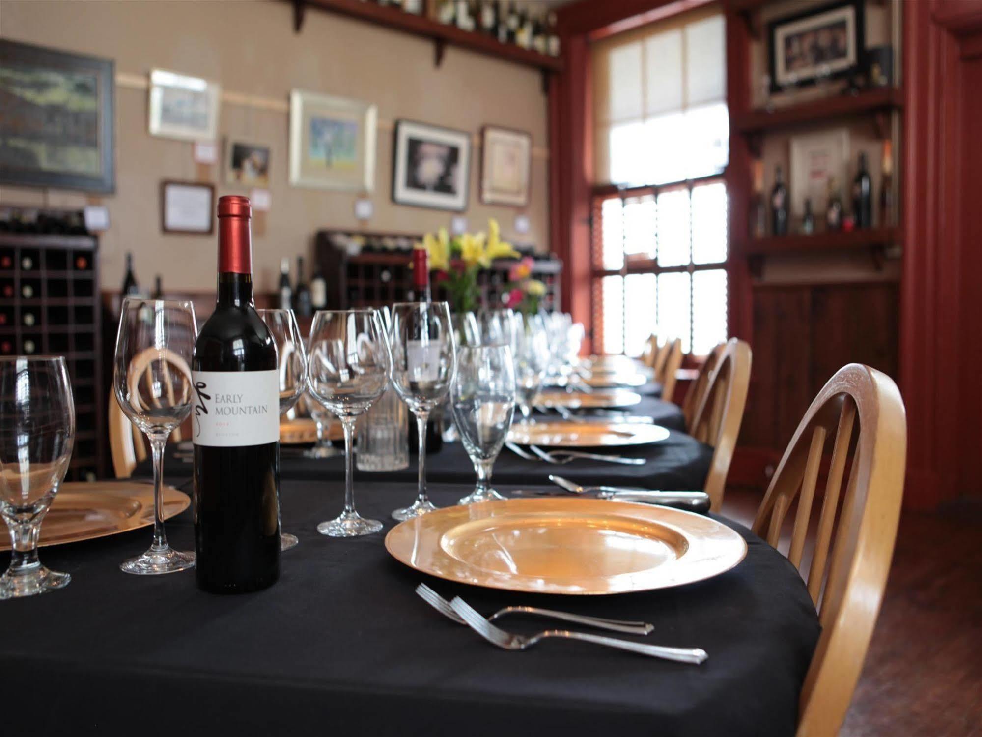 The Lafayette Inn & Restaurant Stanardsville Bagian luar foto